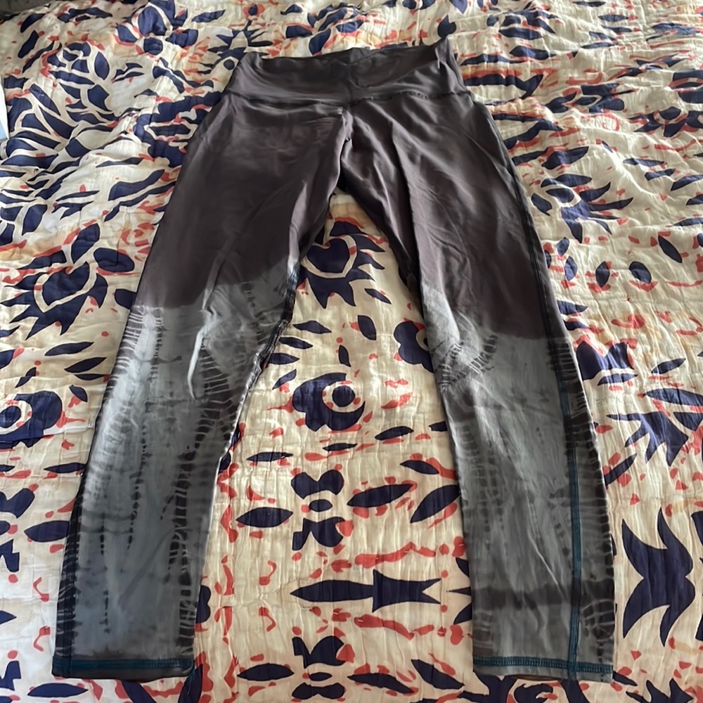 Electric and Rose Leggings